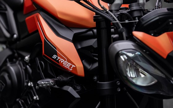 Neufahrzeug Triumph Street Triple 765 R A2 - Bild 15