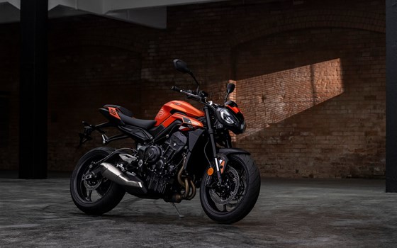 Neufahrzeug Triumph Street Triple 765 R A2 - Bild 10