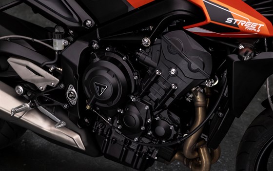 Neufahrzeug Triumph Street Triple 765 R A2 - Bild 20