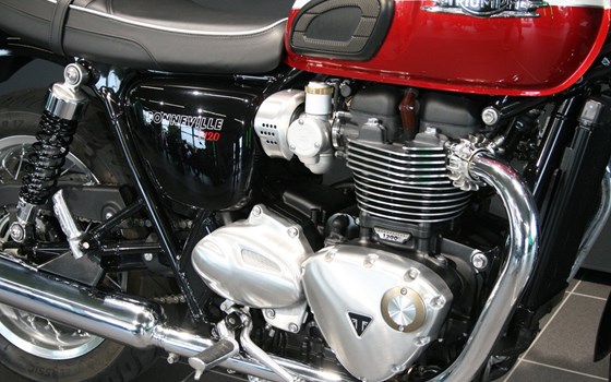 Gebrauchtmotorrad Triumph Bonneville T120 - Bild 6