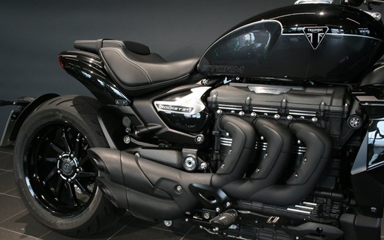 Gebrauchtmotorrad Triumph Rocket 3 Storm R - Bild 3