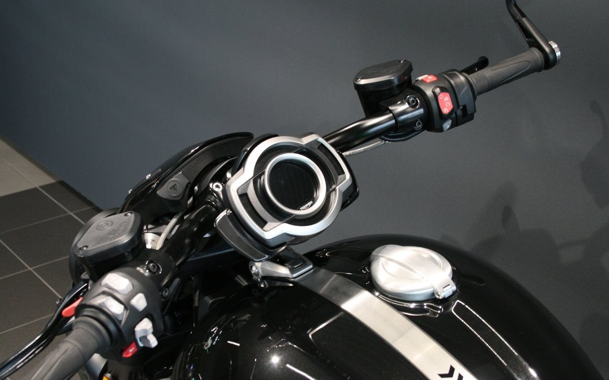 Angebot Triumph Rocket 3 Storm R
