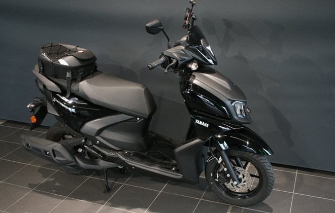 Yamaha RayZR