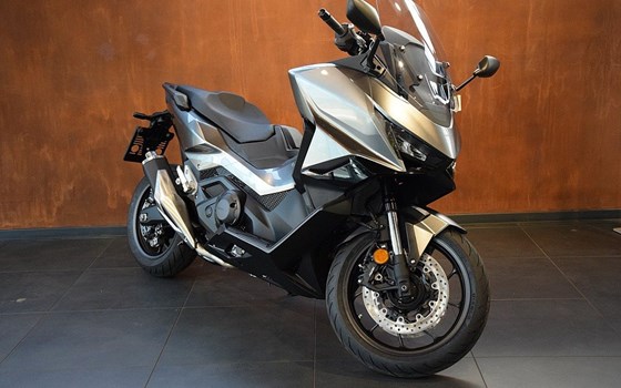Neufahrzeug Honda Forza 750 - Bild 1