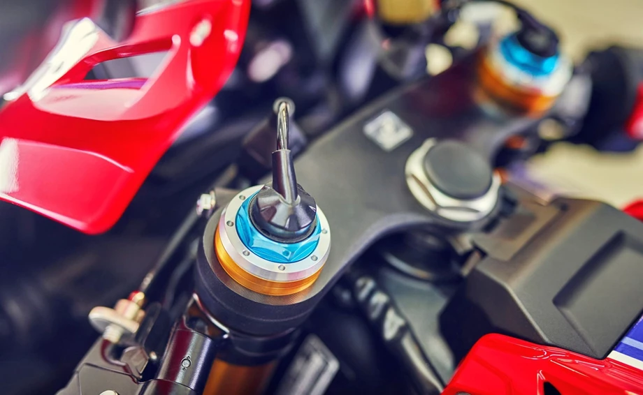 Angebot Honda CBR1000RR-R Fireblade SP Bild 17: Angebot Honda CBR1000RR-R Fireblade SP