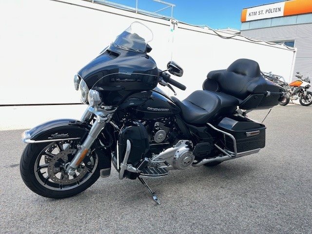 Harley-Davidson Touring Electra Glide Ultra Limited FLHTK (Vivid Black) - Bild 11