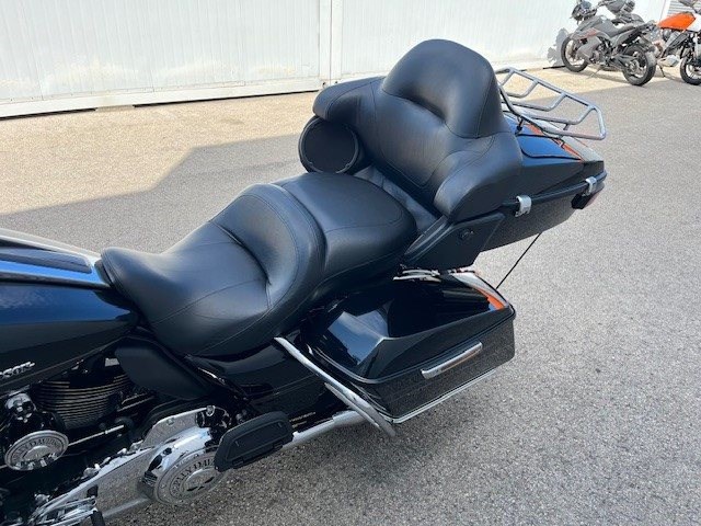 Harley-Davidson Touring Electra Glide Ultra Limited FLHTK (Vivid Black) - Bild 12
