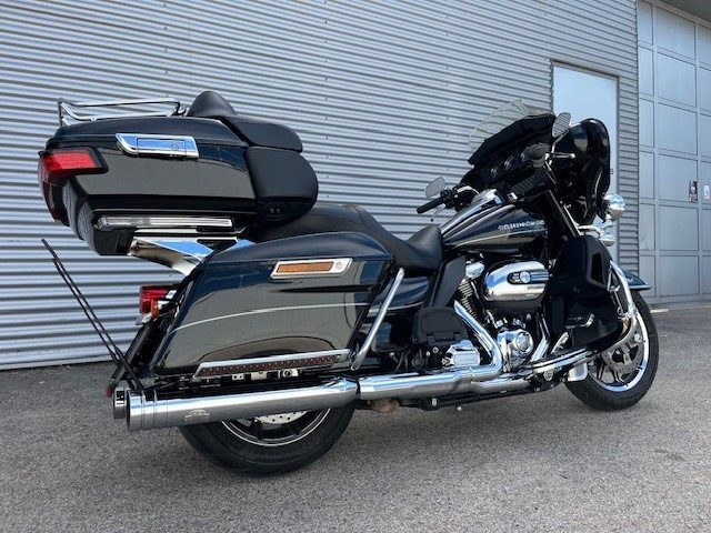 Harley-Davidson Touring Electra Glide Ultra Limited FLHTK (Vivid Black) - Bild 8