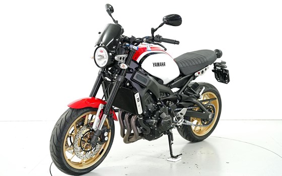 Motorrad Occasion Yamaha XSR900 - Bild 3