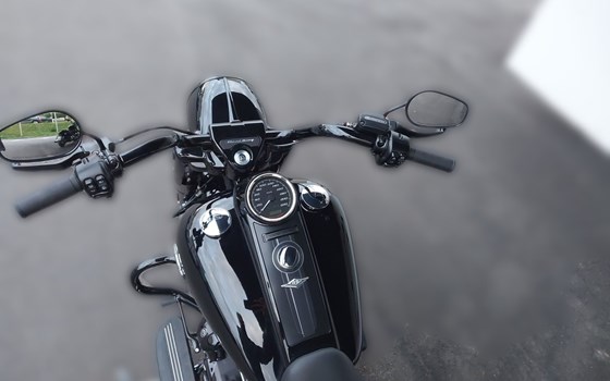 Gebrauchtmotorrad Harley-Davidson Touring Road King Special FLHRXS - Bild 7 Gebrauchtmotorrad Harley-Davidson Touring Road King Special FLHRXS - Bild 7