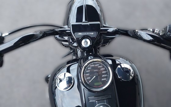 Gebrauchtmotorrad Harley-Davidson Touring Road King Special FLHRXS - Bild 8