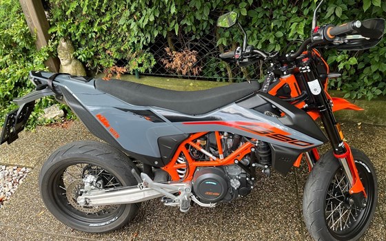 Gebrauchtmotorrad KTM 690 SMC R - Bild 1