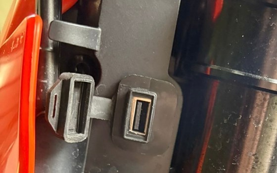 Gebrauchtmotorrad KTM 690 SMC R - Bild 11