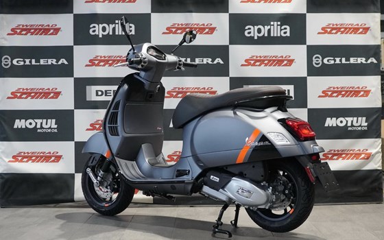 Neufahrzeug Vespa GTS Super Sport - Bild 2