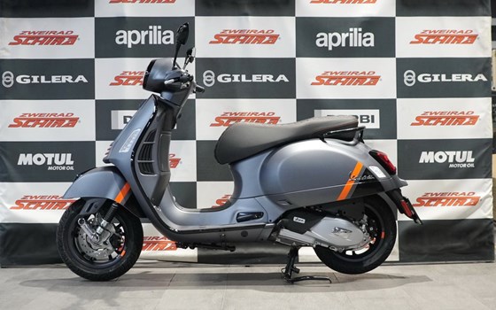 Neufahrzeug Vespa GTS Super Sport - Bild 8
