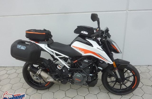 KTM 390 Duke