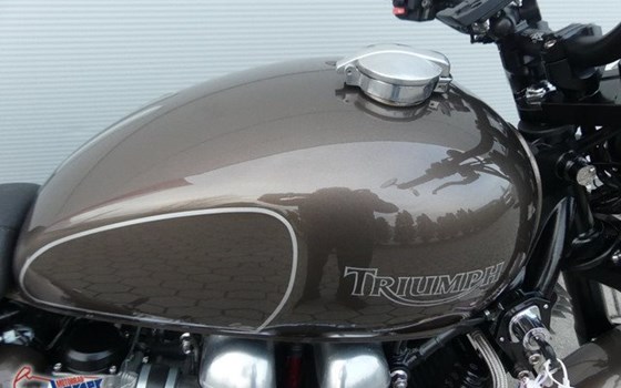 Gebrauchtmotorrad Triumph Thruxton 1200 - Bild 3