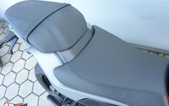 Neufahrzeug KTM 125 Duke - Bild 5