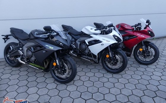 Gebrauchtmotorrad Triumph Daytona 660 - Bild 1