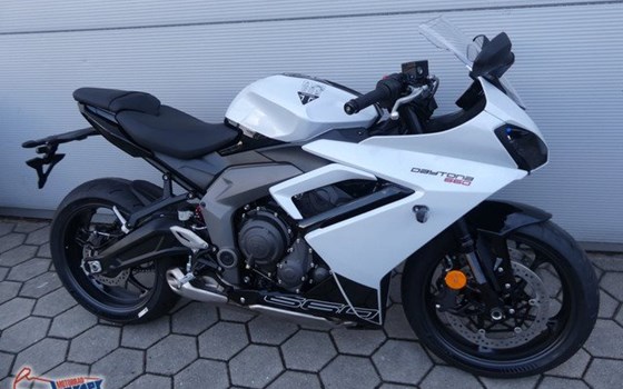 Gebrauchtmotorrad Triumph Daytona 660 - Bild 5