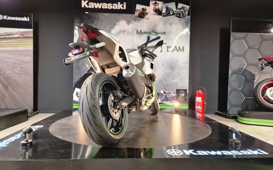 Gebrauchtmotorrad Kawasaki Ninja 7 Hybrid - Bild 13