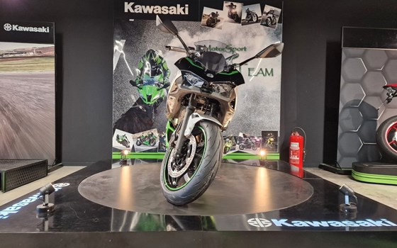 Gebrauchtmotorrad Kawasaki Ninja 7 Hybrid - Bild 18