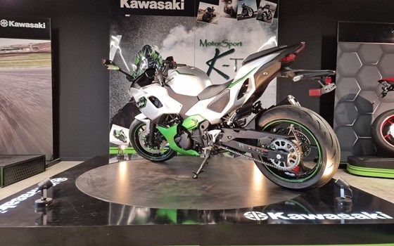 Gebrauchtmotorrad Kawasaki Ninja 7 Hybrid - Bild 26