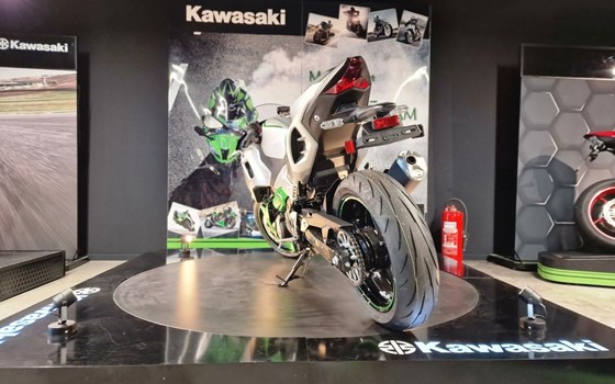 Gebrauchtmotorrad Kawasaki Ninja 7 Hybrid - Bild 9