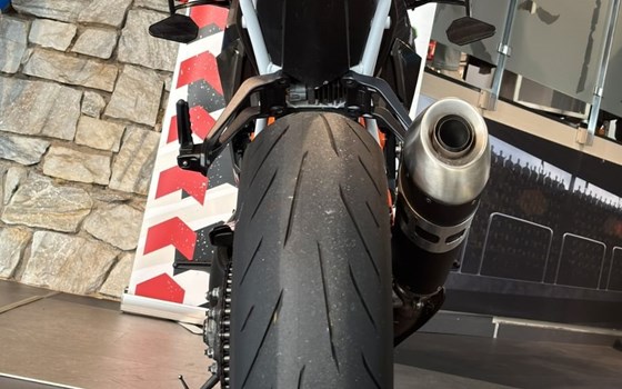 Gebrauchtmotorrad KTM 1290 Super Duke R - Bild 7