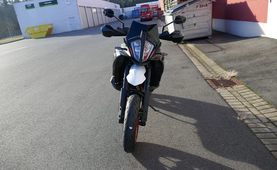 Angebot KTM 890 SMT Bild 3: Angebot KTM 890 SMT