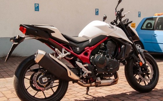 Neufahrzeug Honda CB750 Hornet - Bild 3