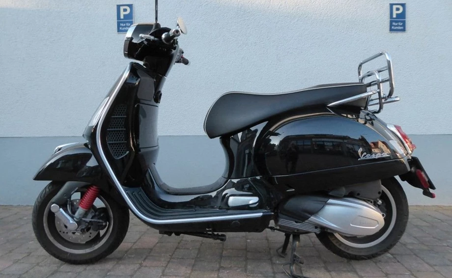 Offer Vespa GTS 300 hpe Bild 2: Offer Vespa GTS 300 hpe