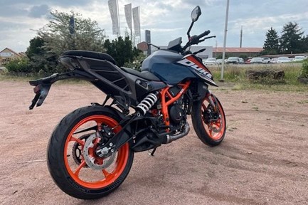 KTM 390 Duke