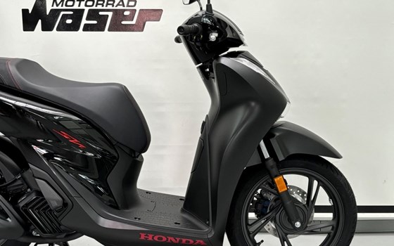 Gebrauchtmotorrad Honda SH125i - Bild 3