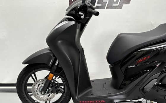 Gebrauchtmotorrad Honda SH125i - Bild 5