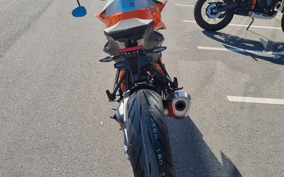 Neufahrzeug KTM 1290 Super Duke R EVO - Bild 10