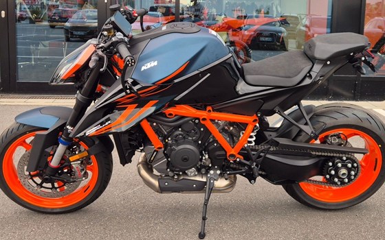 Neufahrzeug KTM 1290 Super Duke R EVO - Bild 7
