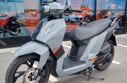 Gebrauchtmotorrad Peugeot Tweet 125 GT