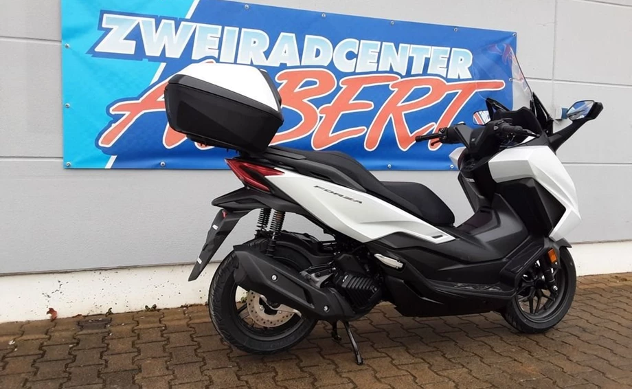 Offer Honda Forza 125 Bild 5: Offer Honda Forza 125
