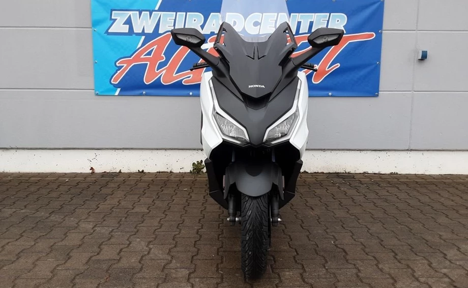 Offer Honda Forza 125 Bild 6: Offer Honda Forza 125