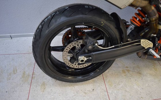 Gebrauchtmotorrad KTM 990 Super Duke R - Bild 2