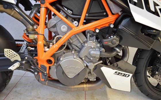 Gebrauchtmotorrad KTM 990 Super Duke R - Bild 3