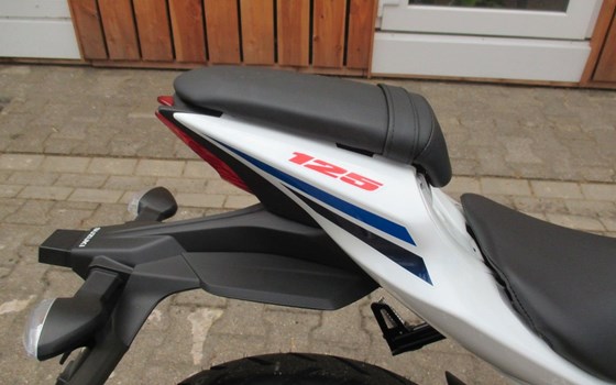 Neufahrzeug Suzuki GSX-S125 - Bild 10