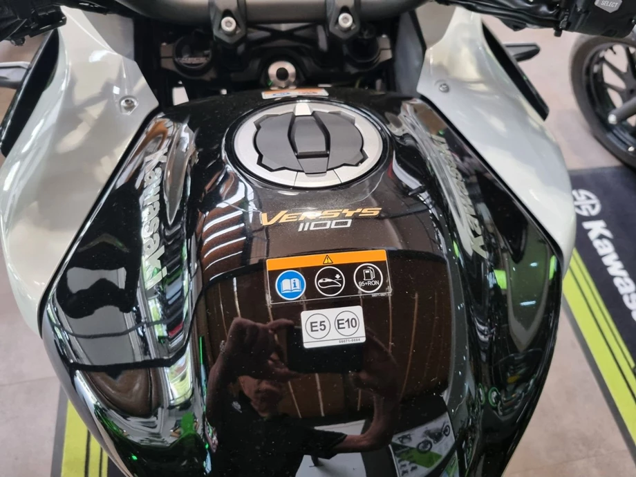 Angebot Kawasaki Versys 1100 SE Bild 3: Angebot Kawasaki Versys 1100 SE