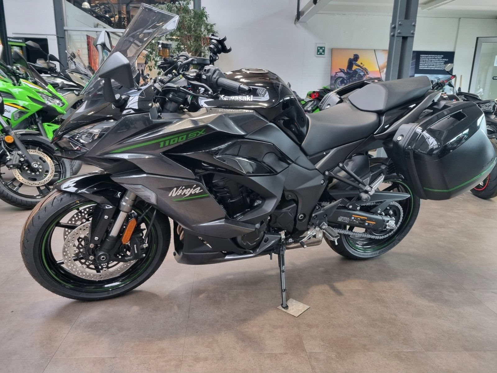 Kawasaki Ninja 1100SX