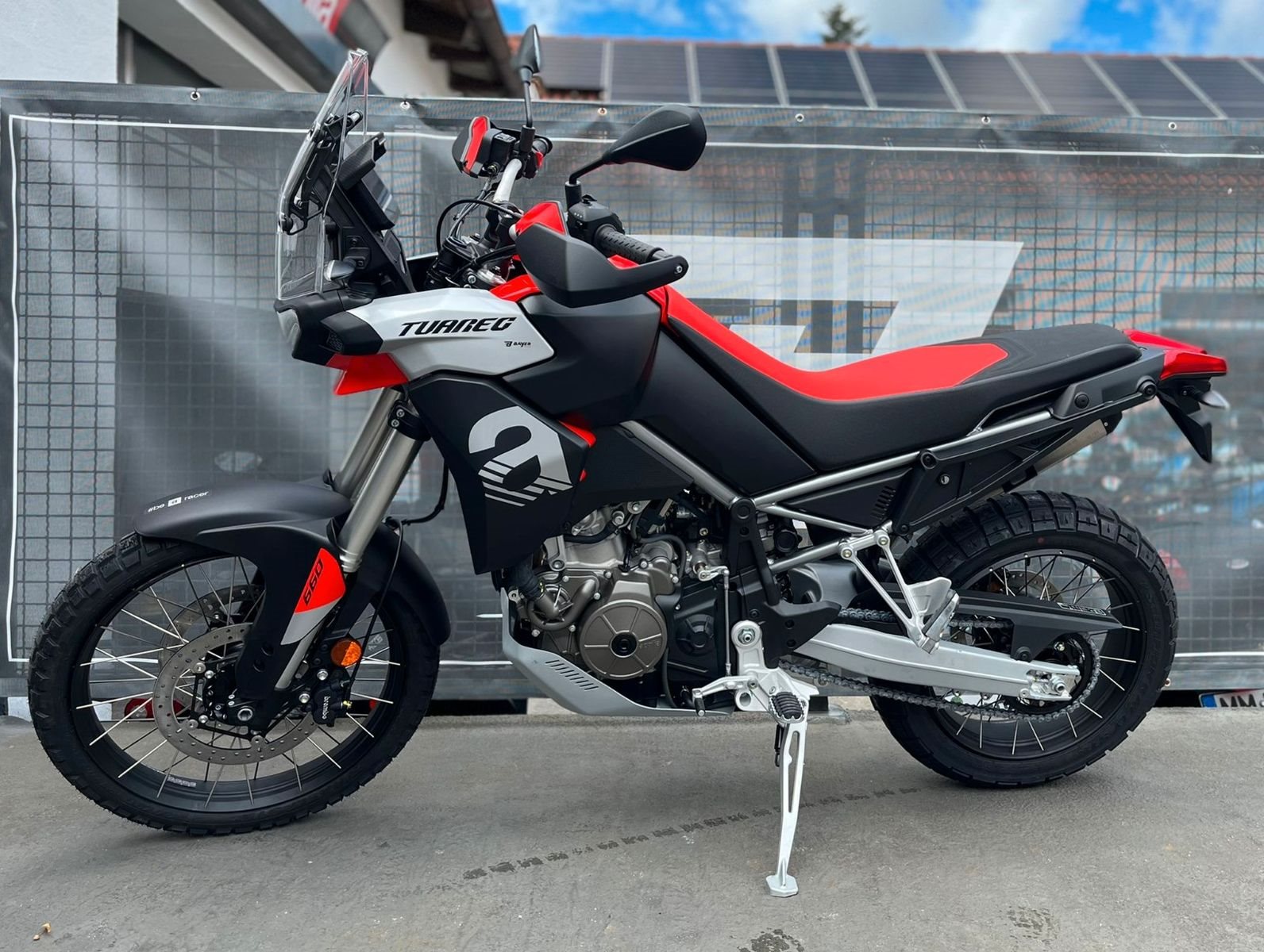 Aprilia Tuareg 660 
