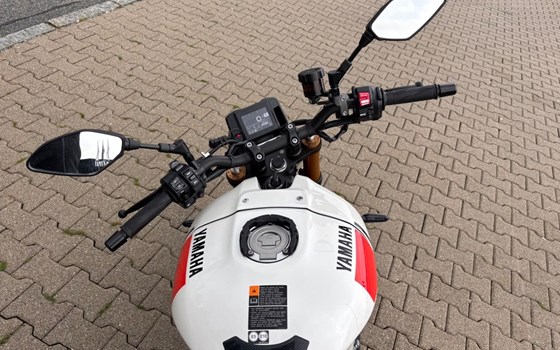 Gebrauchtmotorrad Yamaha XSR900 - Bild 11