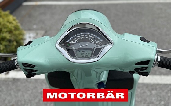 Gebrauchtmotorrad Vespa GTS 125 - Bild 8 Gebrauchtmotorrad Vespa GTS 125 - Bild 8