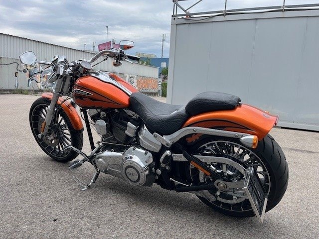 Harley-Davidson CVO Breakout FXSBSE (Hard Candy Sedona Sand & Blaze Orange) - Bild 10