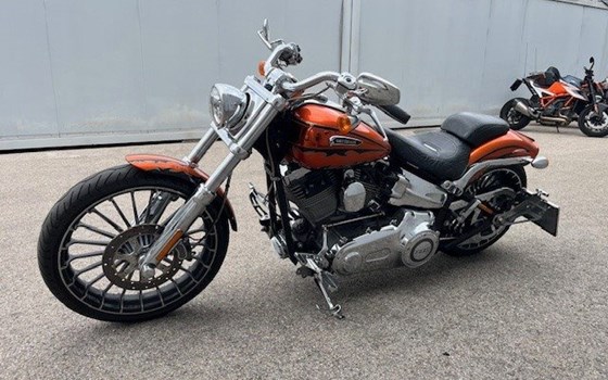 Gebrauchtmotorrad Harley-Davidson CVO Breakout FXSBSE - Bild 11 Gebrauchtmotorrad Harley-Davidson CVO Breakout FXSBSE - Bild 11